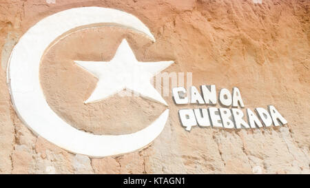 Canoa Quebrada, Brasilien, May 12, 2017: Canoa Quebrada beach Logo in Ceara, Brasilien Stockfoto