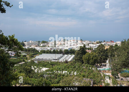 Luftaufnahme von Gebäuden in Anacapri, Insel Capri, Italien Stockfoto