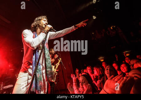 Die kanadischen Reggae-Fusion-Band Magic führt ein live-Konzert bei VEGA in Kopenhagen. Hier sieht man Sänger Nasri live auf der Bühne. Dänemark, 28/04 2015. Stockfoto