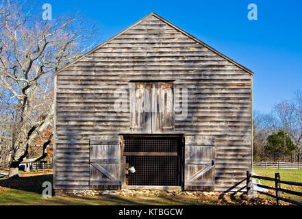 Eine alte Scheune in Allaire Village, New Jersey. Allaire Village war ein bog Eisenindustrie Stadt in New Jersey während des frühen 19. Jahrhunderts. Stockfoto