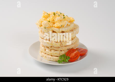 Reis Brot mit Rührei Stockfoto