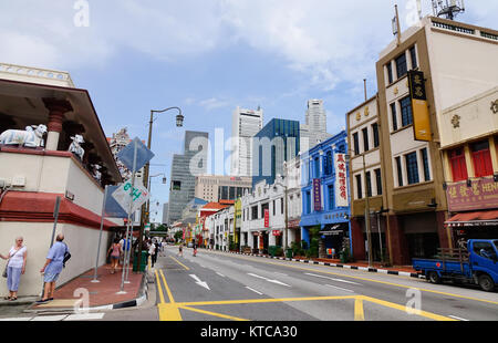 Singapur - Dec 14, 2015. Main Street in Little India, Singapur. Little India hat die meisten vielfältiges Angebot an kommerziellen, religiösen und kulturellen Einrichtungen Amon Stockfoto