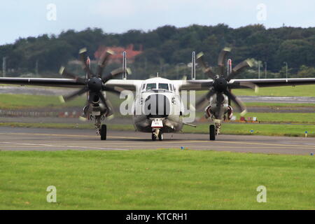 162168, eine Grumman C-2A Greyhound von Fleet Logistics Support Squadron 40 (VRC-40) 'Rawhides" der US Navy, am Flughafen Prestwick, Ayrshire betrieben. Stockfoto