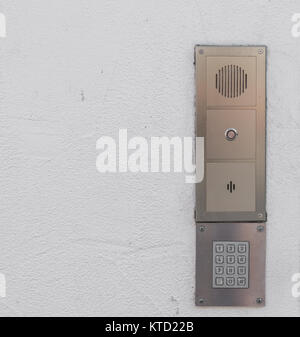 Alte vintage Klingel mit Gegensprechanlage Stockfoto