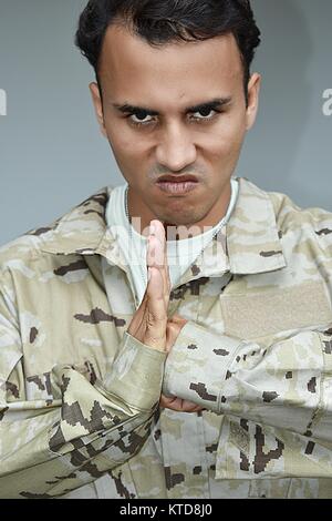 Mad männlichen Soldaten Stockfoto