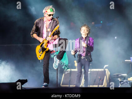 Die Rolling Stones, Die legendäre englische Band führt ein Live Konzert in Orange Stadium während Roskilde Festival 2014. Hier Gitarrist Keith Richards wird gesehen, live auf der Bühne. Dänemark, 03.07.2014. Stockfoto