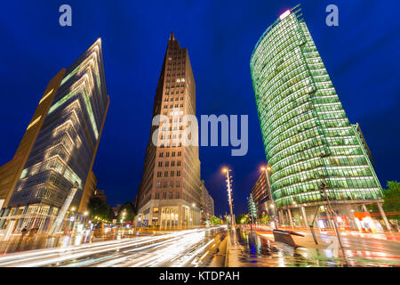 Deutschland, Berlin, Potsdamer Platz, Kollhoff-Tower, Bahntower, Hochhäuser, Verkehr Stockfoto