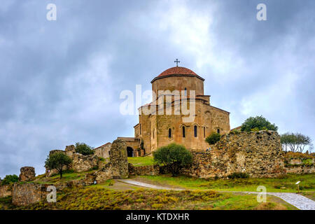 Jvari, bergspitze Kloster aus dem 6. Jahrhundert, Mtskheta, Georgien Stockfoto