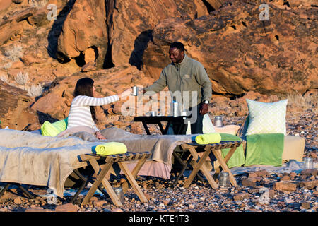 Schlaf aus Erfahrung am Huab unter Leinwand, Damaraland, Namibia, Afrika Stockfoto