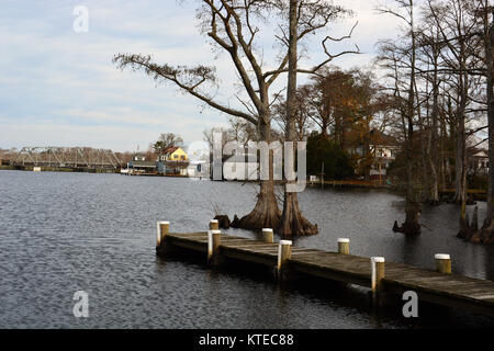 Mit Blick auf den Fluss Perquimans in Hertford North Carolina Stockfoto