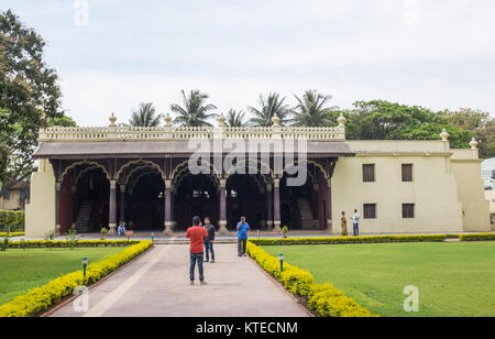 Tipu Sultan's Summer Palace, Bangalore, Karnataka, Indien.