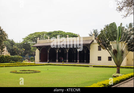 Tipu Sultan's Summer Palace, Bangalore, Karnataka, Indien.