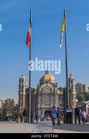 VILLA GUADALUPE, MEXICO CITY, 04. Dezember 2017 - Die Villa von Guadalupe ist die am zweithäufigsten besuchte marianischen Heiligtum der Welt. Stockfoto