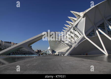 El Museu de les Ciències Príncipe Felipe (2000) Ciudad de las Artes y las Ciencias. Die Stadt der Künste und Wissenschaften in Valencia, Spanien. Stockfoto