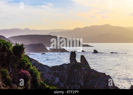 Sonnenuntergang an der Loiba Klippen (Acantilados de Loiba) Coruña Provinz, Galizien, Spanien, Europa Stockfoto