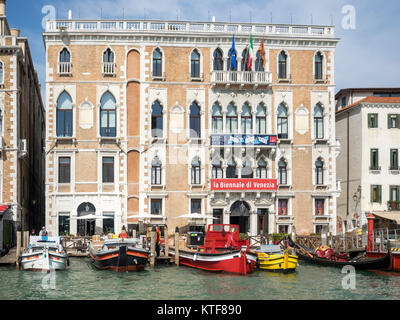 VENEDIG, ITALIEN SEPTEMBER - 13. September 2017: Das Ca 'Giustinian Palace Gebäude - das Hauptquartier der La Biennale di Venezia Stockfoto