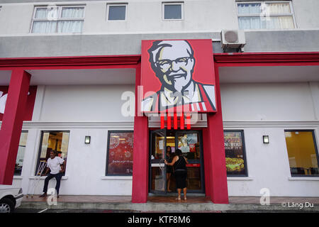 Mahebourg, Mauritius - Jan 3, 2017. KFC Restaurant in Downtown in Mahebourg, Mauritius. Mauritius ist ein Inselstaat im Indischen Ozean, ist bekannt für seine Bea Stockfoto