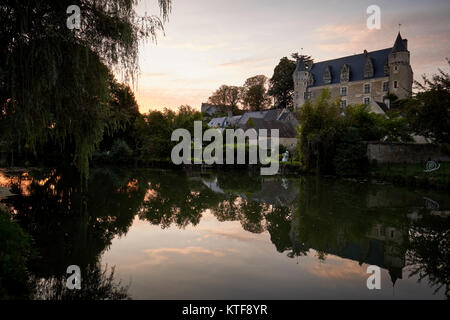 Das Chateau de Montresor in Montresor in der Nähe von Beaulieu-lès-Loches im Tal der Loire in Frankreich. Stockfoto