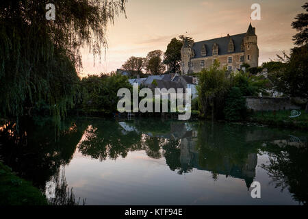 Das Chateau de Montresor in Montresor in der Nähe von Beaulieu-lès-Loches im Tal der Loire in Frankreich. Stockfoto