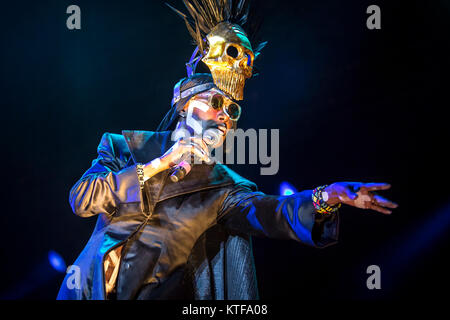 Grace Jones, die jamaikanische Sängerin, Songwriterin, Schauspielerin und Model, führt ein Live Konzert in der norwegischen Musik Festival Øyafestivalen 2016 in Oslo. Norwegen, 13/08 2016. Stockfoto