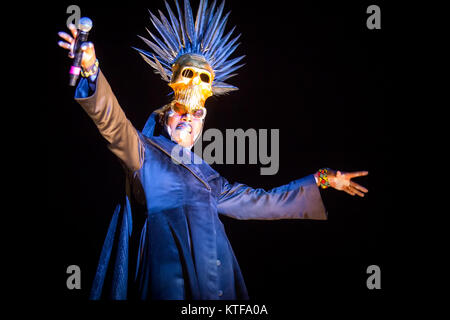 Grace Jones, die jamaikanische Sängerin, Songwriterin, Schauspielerin und Model, führt ein Live Konzert in der norwegischen Musik Festival Øyafestivalen 2016 in Oslo. Norwegen, 13/08 2016. Stockfoto