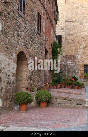 Monticchiello - Mittelalterliches Dorf in der Nähe von Pienza. Toskana. Italien Stockfoto