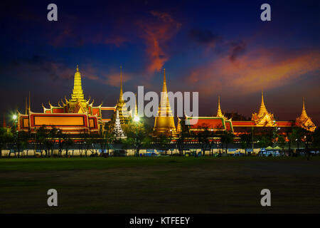 Wat Phra Kaew - der Tempel des Smaragd-Buddha in Bangkok, Thailand Stockfoto