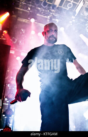 Die Schwedische extreme Metal Band Meshuggah führt ein Live Konzert am Rockefeller in Oslo. Hier Sänger Jens Kidman ist live auf der Bühne gesehen. Norwegen, 08.05 2013. Stockfoto