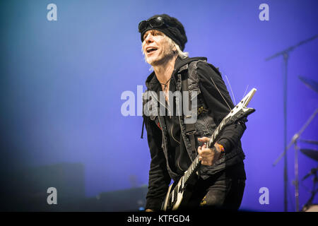 Die deutsche Gitarrist, Komponist und Songwriter Michael Schenker führt ein Live Konzert auf dem Sweden Rock Festival 2016. Schweden, 12/06 2016. Stockfoto