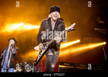 Die deutsche Gitarrist, Komponist und Songwriter Michael Schenker führt ein Live Konzert auf dem Sweden Rock Festival 2016. Schweden, 12/06 2016. Stockfoto