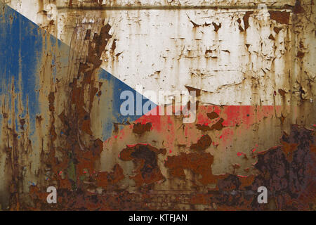 Realistische Darstellung der Tschechischen Republik Flagge auf schmutzigen, rostig, Grunge metallische Oberfläche. 3D-Rendering. Stockfoto