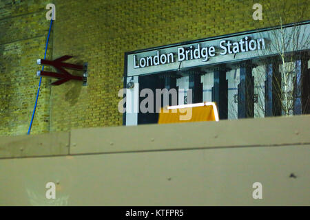 Der London Bridge Station. London, Großbritannien. 24 Dez, 2017. Die Arbeit geht weiter auf der neuen Station London Bridge, die im Januar 2018 zu öffnen. Credit: Dinendra Haria/Alamy leben Nachrichten Stockfoto