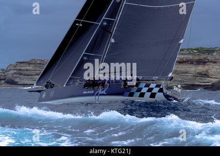 Sydney, Australien. 26. Dezember 2017. Rolex Sydney Hobart Yacht Race 2017. Black Jack scharf aus dem Kopf zu bekommen. Anthony Bolack/Alamy leben Nachrichten Stockfoto