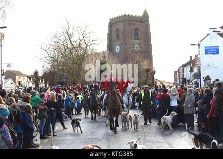 Die Jagd nach Albrighton Hunt am zweiten Weihnachtsfeiertag findet in Newport in Shropshire UK statt. Kredit: David Bagnall Stockfoto