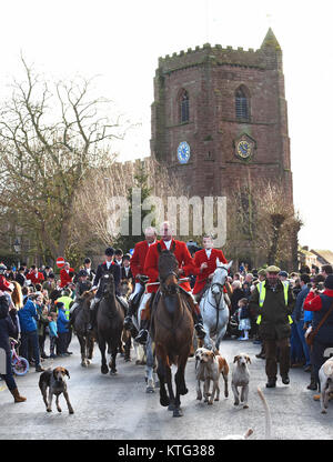 Die Jagd nach Albrighton Hunt am zweiten Weihnachtsfeiertag findet in Newport in Shropshire UK statt. Kredit: David Bagnall Stockfoto