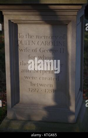 Queen Caroline Memorial, Long Water, The Serpentine, Hyde Park. London, Großbritannien. Dezember 2017. Stockfoto