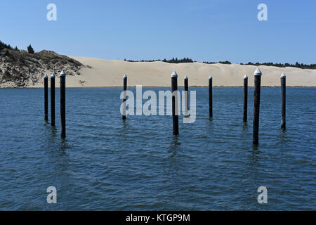 Dünen hinter dem siuslaw River in Florenz, Oregon, United States Stockfoto