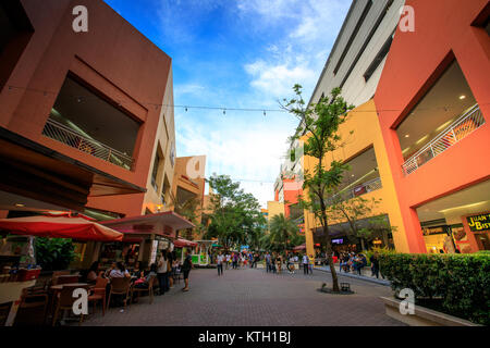 SM Mall of Asia (MOA) ist die 2. größte Mall in den Philippinen am Jun 7, 2017 in Manila, Philippinen - Sehenswürdigkeiten Stockfoto