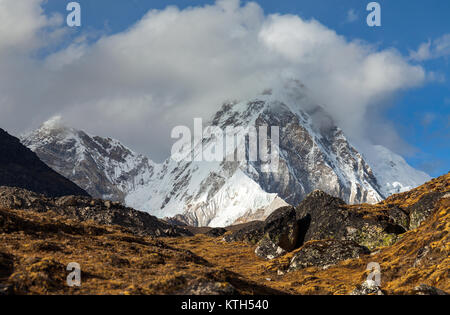 Blick vom Berg in der Nähe von Lobuche, Lhotse, Nuptse - Nepal, Himalaya Stockfoto