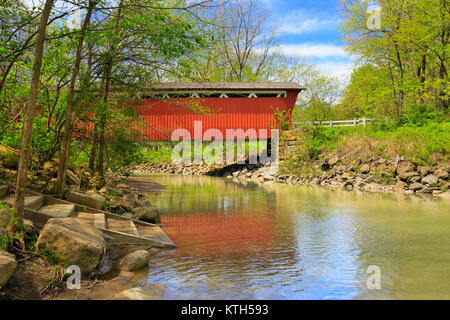 Pferd Bewässerung Schritte, Everett Covered Bridge, Cuyahoga Valley National Park, Brecksville, Ohio, USA Stockfoto