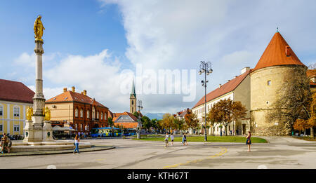 Zagreb, Kroatien, 1. September 2017: Kaptol Street und Heilige Maria Denkmal im Zentrum von Zagreb, Kroatien Stockfoto