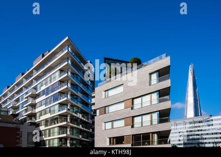 Eine Tower Bridge Road Entwicklung von Berkeley Homes, Stadtteil Southwark, London, England, Großbritannien Stockfoto