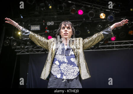 Die englische Band The Struts führt ein Live Konzert auf dem Sweden Rock Festival 2016. Hier Sänger Lukas Spiller wird gesehen, live auf der Bühne. Schweden, 09.06 2016. Stockfoto