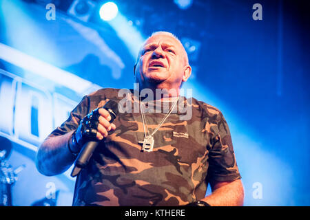 Die deutsche Heavy Metal Band U.D.O. führt ein Live Konzert in der Union Szene in Oslo. Hier band Gründer und Sänger Udo Dirkschneider wird gesehen, live auf der Bühne. Norwegen, 18/02 2016. Stockfoto