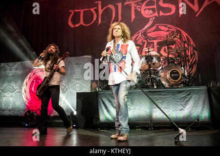 Die englische Rockband Whitesnake führt ein Live Konzert in Sentrum Scene in Oslo. Hier Sänger David Coverdale ist live auf der Bühne gesehen. Norwegen, 26/07 2016. Stockfoto