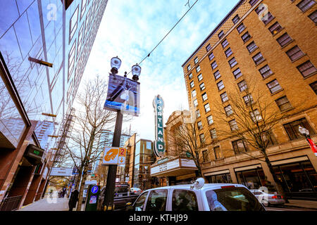 Portland, Oregon, Vereinigte Staaten - 19. Dez 2017: Fassade von Arlene Schnitzer Concert Hall in der Innenstadt Stockfoto