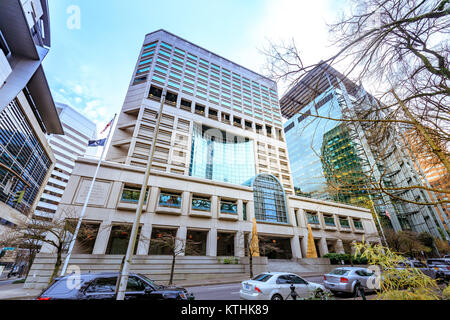 Portland, USA - Dec 19, 2017: Multnomah County Justice Center in der Innenstadt von Portland Stockfoto