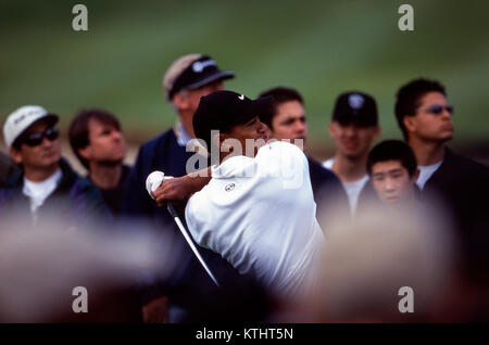 Tiger Woods konkurrieren auf dem 2001 Nissan öffnen. Stockfoto