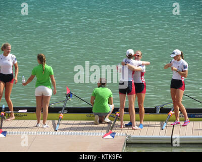 Foto von der Ruderweltmeisterschaft 2015 (Aviron), das die Intensität des Wettkampfs feststellt. Stockfoto