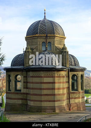 Der Zoo Belvedere Wilhelma in Stuttgart ist ein renommierter zoologischer Garten, der für seine vielfältigen Tierarten und seinen botanischen Garten bekannt ist. Stockfoto